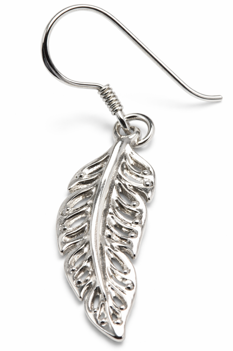 Detailed Leaf sterling silver earring