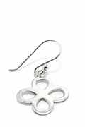 Open clover sterling silver earring