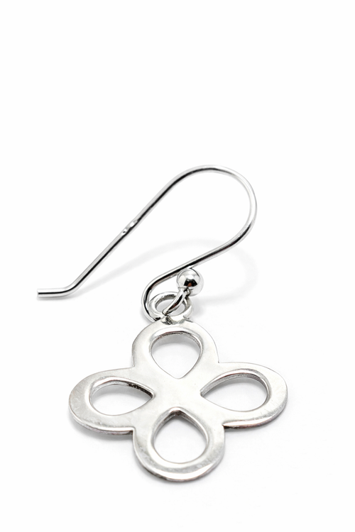 Open clover sterling silver earring