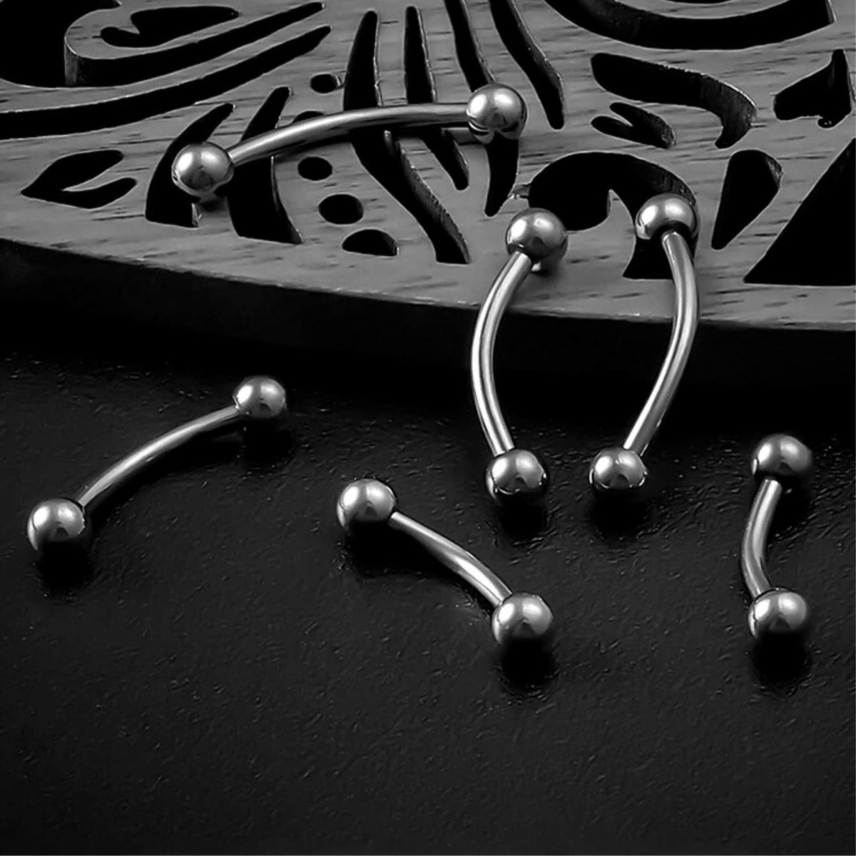 Titanium Curved Barbell: Jestrum Lip Piercing Jewelry (18g-14g)